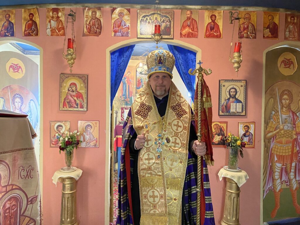 Son Altesse Révérendissime le Prince-Abbé Giovanni Luca Pietro II en habits liturgiques